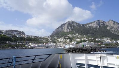 Italian island of Capri bans tourists due to water crisis