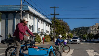 Cyclists can’t decide whether to fear or love self-driving cars