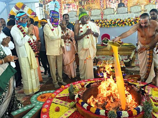 Andhra Pradesh CM performs Ananta Sesha Sthapana at ISKCON’s Hare Krishna Gokula Kshetram in Guntur district