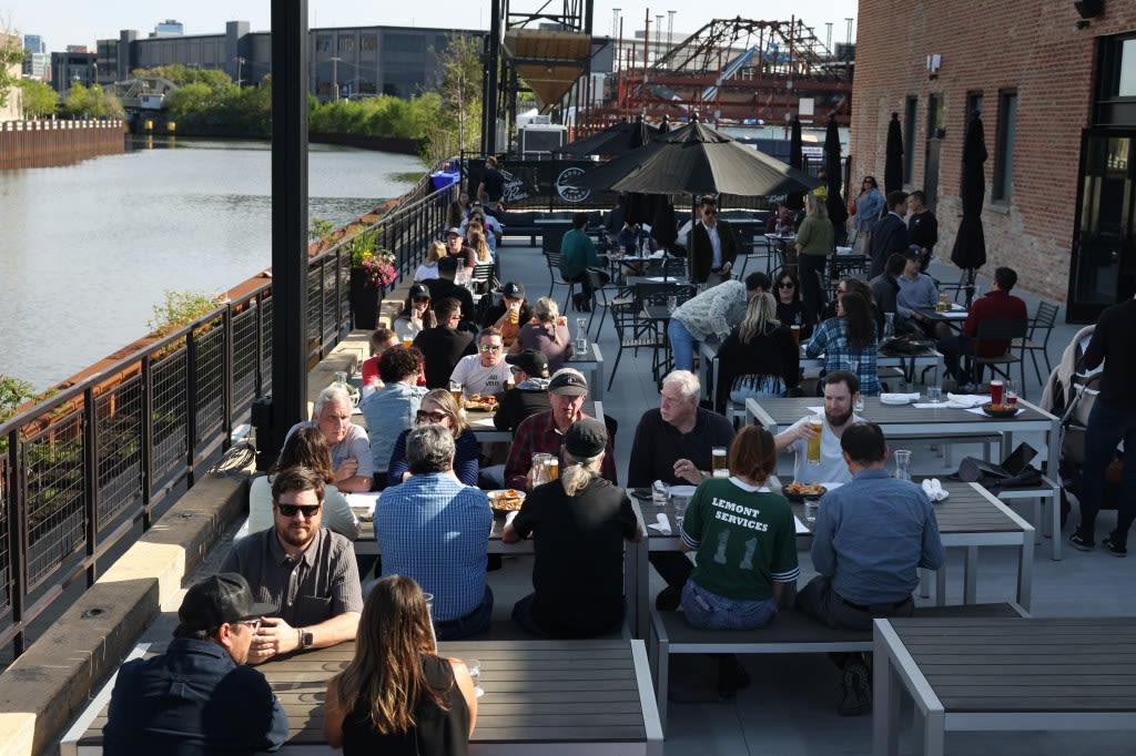 Patios at 35 Chicago restaurants and bars, from a spot with outdoor bumper pool to happy hour hangs