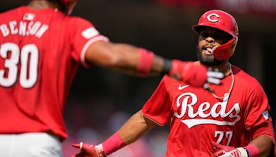 Rece Hinds slams 2 more long homers, Reds beat Marlins 10-6 to win the series