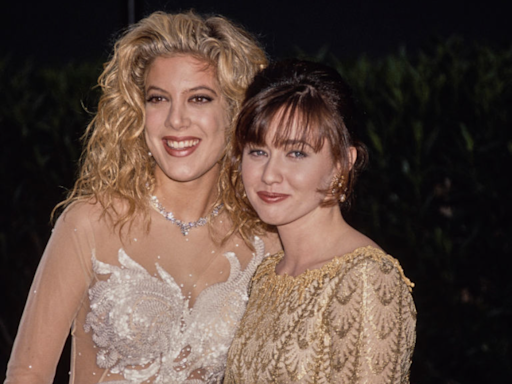 Tori Spelling Shares How Her Late Friend Shannen Doherty Encouraged Her To Join "DWTS"