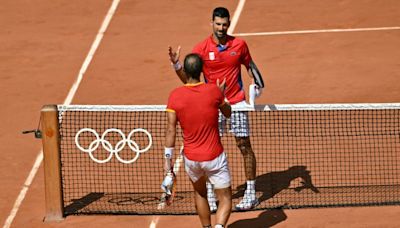 Novak Djokovic derrota a Rafael Nadal y da un paso más al oro olímpico