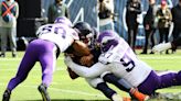 Chicago Bears vs. Minnesota Vikings: Justin Fields injured in Bears' 19-13 loss to Vikings