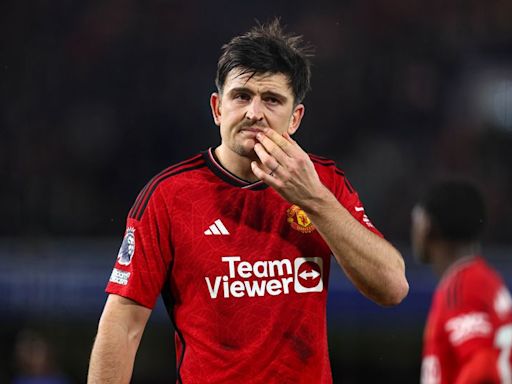 Harry Maguire learns Man Utd transfer fate after brutal phone call from Erik ten Hag