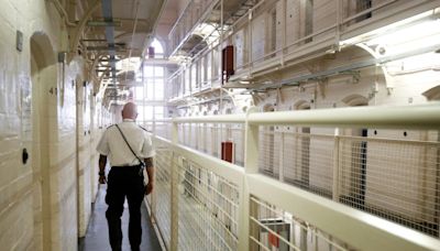 Which offenders will be released early from prison in bid to ease overcrowding?