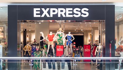 Express se declara en quiebra y planea cerrar casi 100 tiendas - El Diario NY