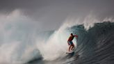 Surfing-Tahiti surfing to resume after storm delays