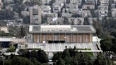Legisladores israelíes votan abrumadoramente contra la creación de un Estado palestino, cuestionando la política estadounidense