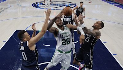 Celtics Re-Sign Forward/Center Xavier Tillman Sr. | ABC6