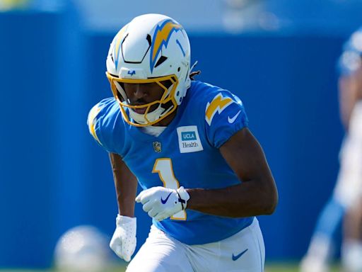 Chargers training camp: Quentin Johnston's strong start, Cam Hart makes play of the day