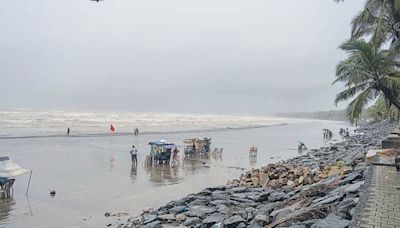 Backflow, regular cleaning keep Gorai, Manori beaches tidy