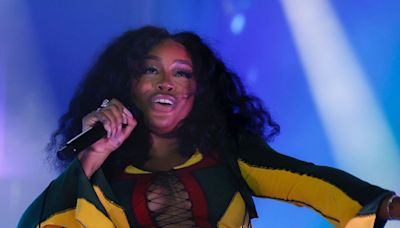 When is SZA performing on the Pyramid Stage at Glastonbury and how to watch