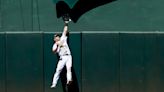 Astros rookie Lee has 3 hits, 3 RBIs in 6-1 win over A's