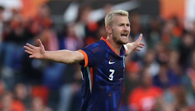 Manchester United monitoring Matthijs de Ligt’s situation at Bayern Munich