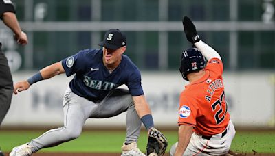 Jose Altuve joins Astros legends with latest career milestone