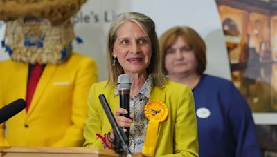 Liberal Democrats hold Bath but with reduced majority