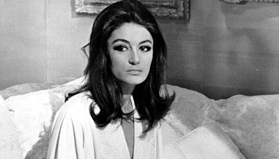 Anouk Aimée, Enigmatic Star of ‘A Man and a Woman,’ ‘La Dolce Vita’ and ‘8 1/2,’ Dies at 92