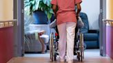 „Nicht zu viel verlangt“ - Um Pflege zu bezahlen: Experte will, dass Senioren eigenes Haus verkaufen