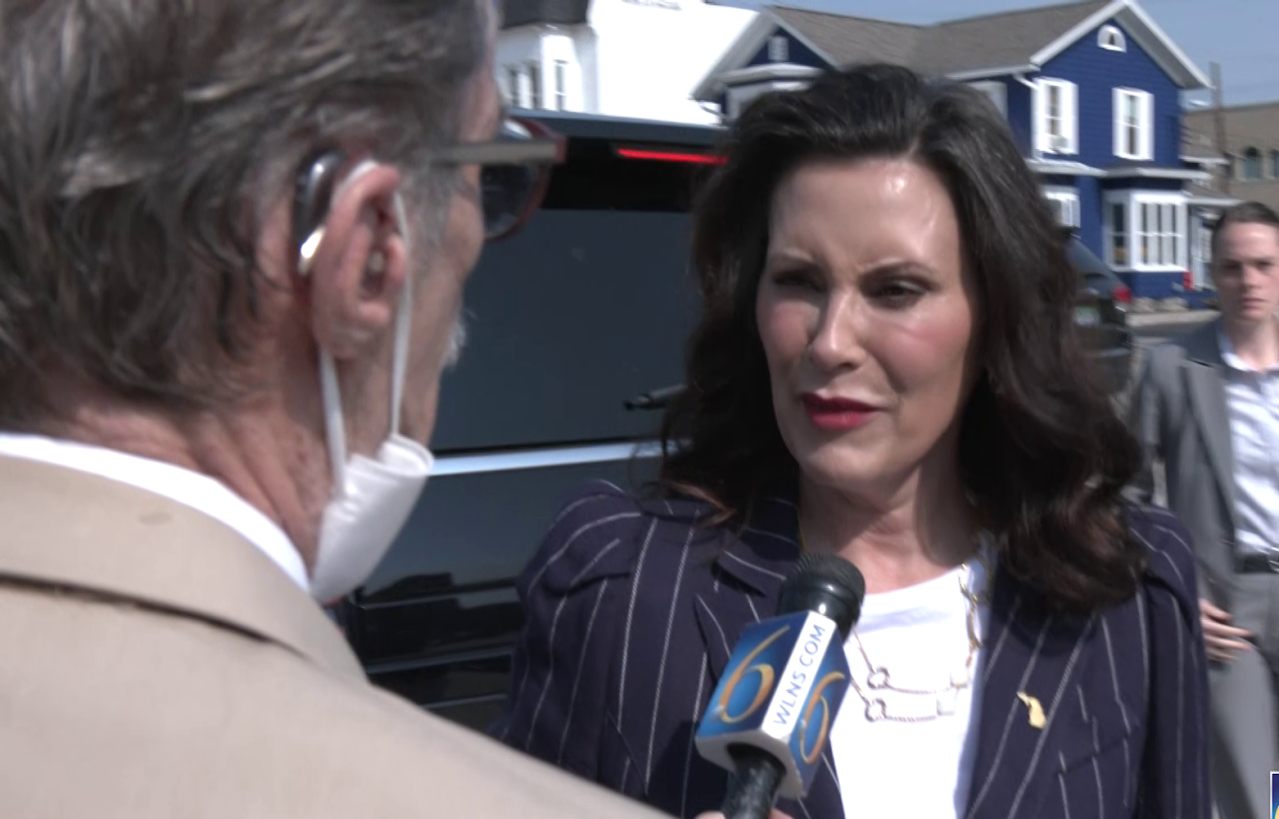 Communications expert uses sports analysis on 6 News Tim Skubick’s interaction with Gov. Whitmer