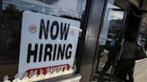 Weekly initial jobless claims rise to 229,000 By Investing.com