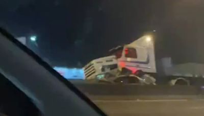 Accidente fatal en la autopista Panamericana: hay al menos 3 muertos y cerca de diez autos involucrados