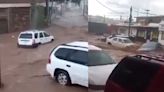 VIDEOS: Tormenta en Nogales, Sonora, deja impresionantes inundaciones; agua arrastró vehículos