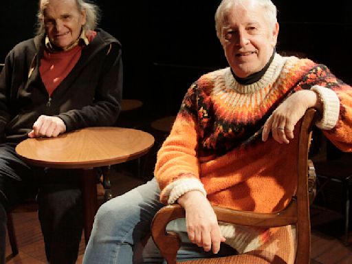 "Café Central": Trincheras culturales de ayer y de hoy | La obra teatral se puede ver en la sala El Tinglado