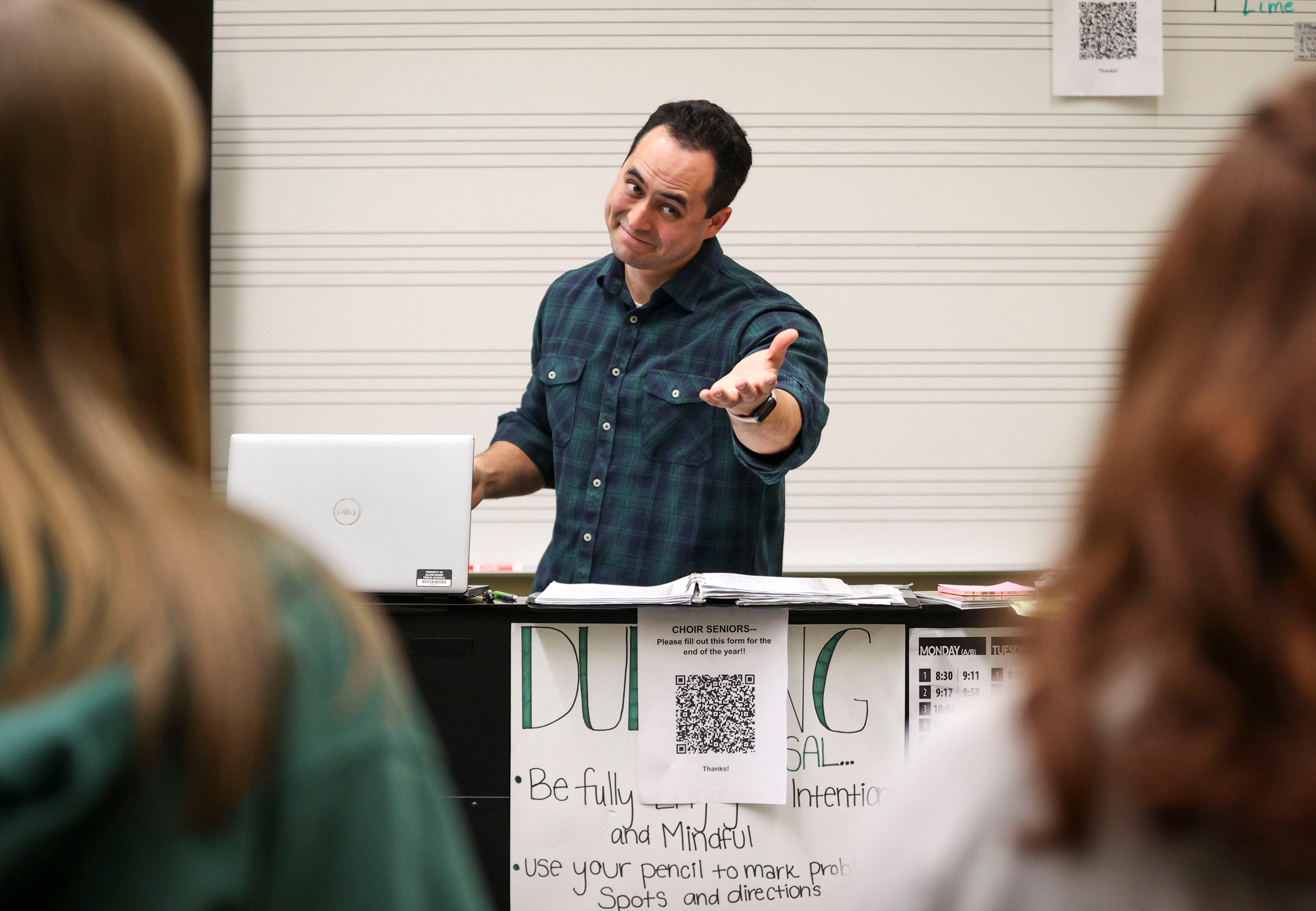 Meet our Mid-Valley: West Salem choir director Haole-Valenzuela drawn to "act of service"