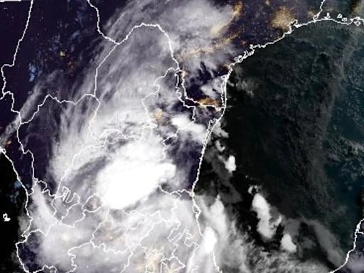 Tormenta Tropical Alberto toca tierra en Ciudad Madero, Tamaulipas | EN VIVO