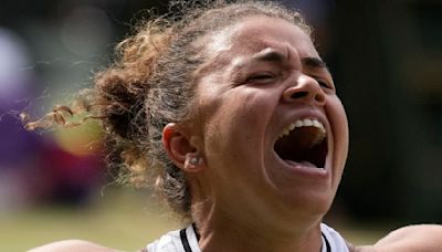 Jasmine Paolini reaches her second consecutive Grand Slam final by beating Donna Vekic at Wimbledon