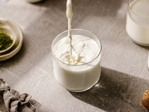 OK, What Milk Is Healthiest? Dietitians Spilled.