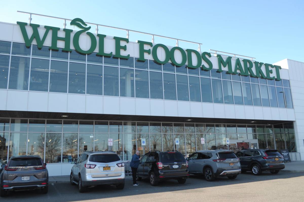 Is Whole Foods Open on Memorial Day This Year?