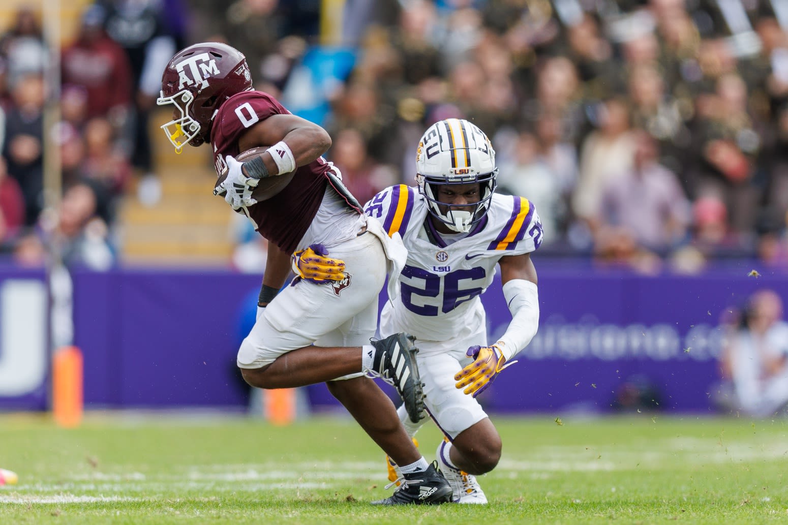 Eagles sign WR Ainias Smith to his rookie deal