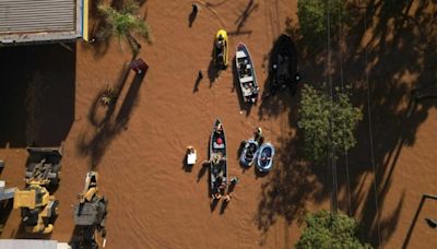 Teorías negacionistas del cambio climático proliferan en medio del desastre en Brasil