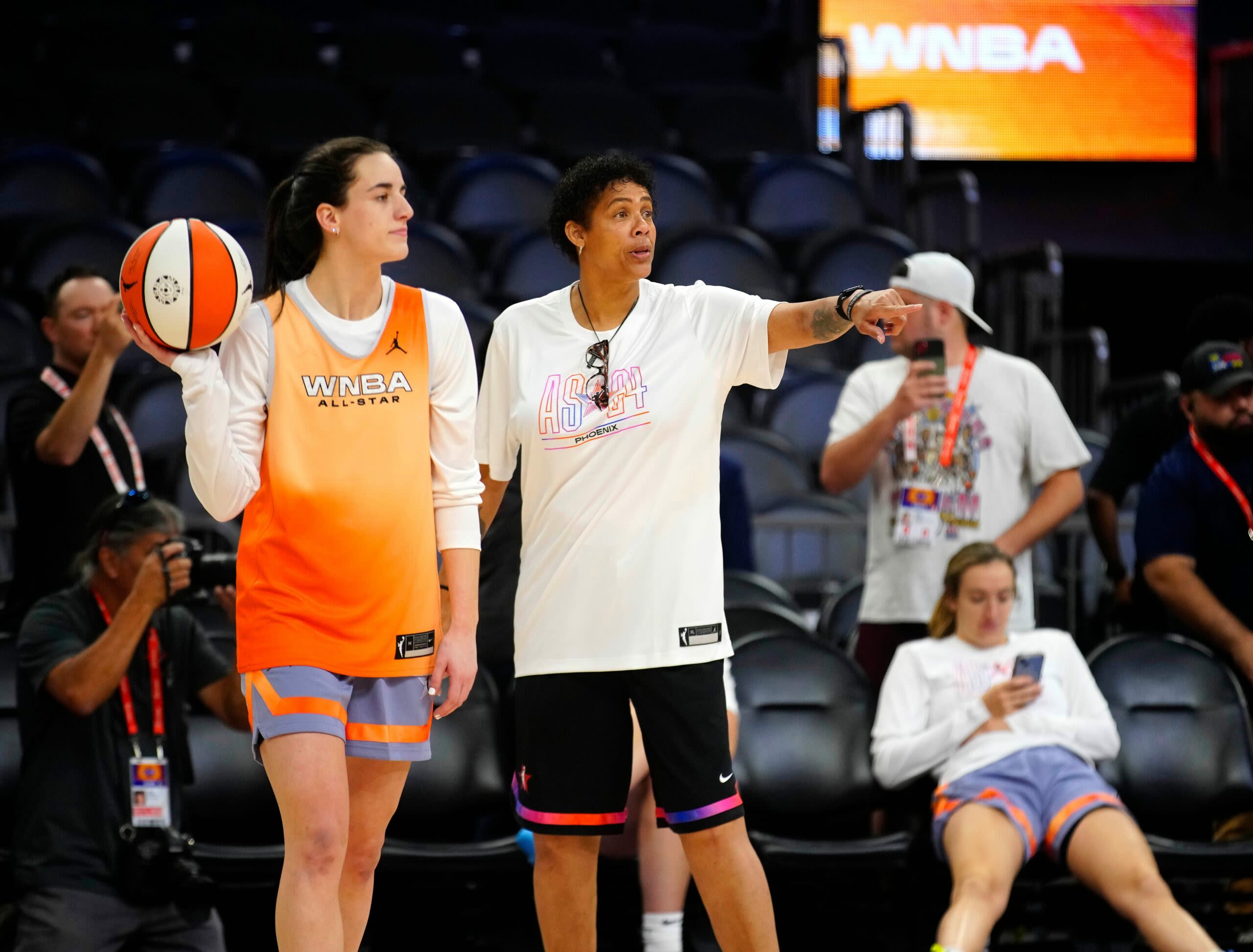 Caitlin Clark dishes 10 assists in WNBA All-Star Game for coach Cheryl Miller
