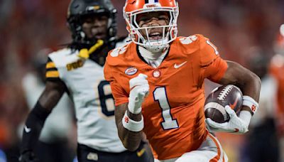 Clemson fans, players support freshman's family after Hurricane Helene flooding