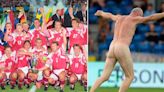 De consagrarse en la Eurocopa a unirse a una secta y desnudarse en un partido: la historia de una ex estrella de Dinamarca que conmueve al fútbol