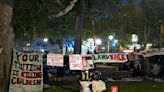 Manifestantes propalestinos acatan la orden de USC de abandonar su campamento