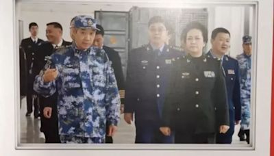 為習近平穩定軍心 彭麗媛可能已出任軍委考評委員