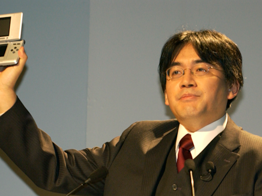 Satoru Iwata Hypes Up the Nintendo DS and Teases the Wii in Newly Resurfaced Interview
