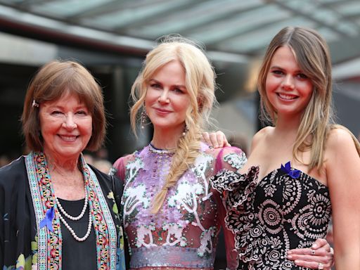 Nicole Kidman speaks out after death of mother Janelle