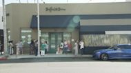 'Golden Girls' pop up attracts fans of all ages