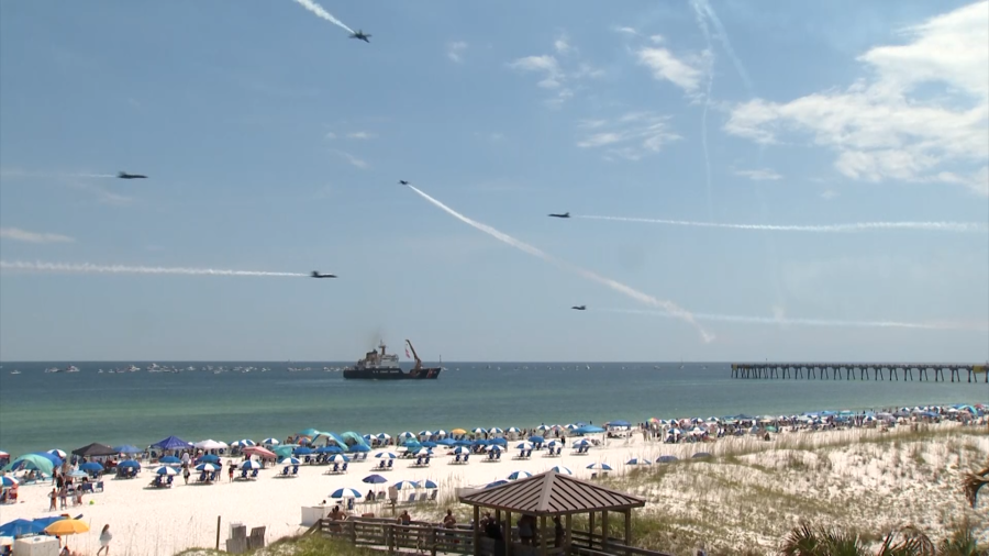 UPDATE: Blue Angels fly over Pensacola Beach