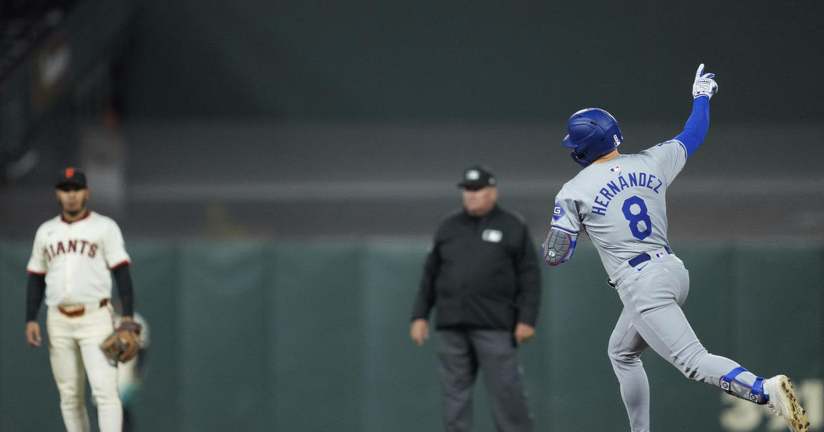 Will Smith's 2-run double leads the Dodgers past the Giants 6-4 in 10 innings