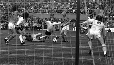 Bernd Hölzenbein, World Cup winner with West Germany in 1974, dies at 78