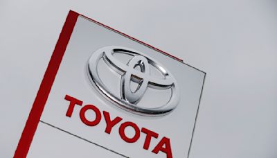 Escândalo automotivo no Japão cresce e Toyota suspende entregas