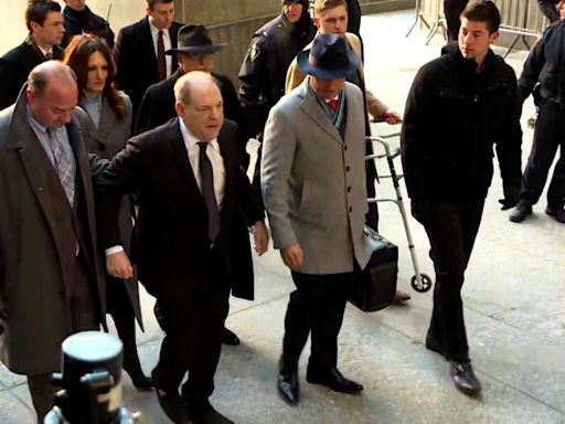 Harvey Weinstein fue trasladado al pabellón de prisión del Bellevue Hospital por razones médicas, según su abogado y registros en línea