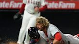 Cardinals rally to defeat struggling Angels