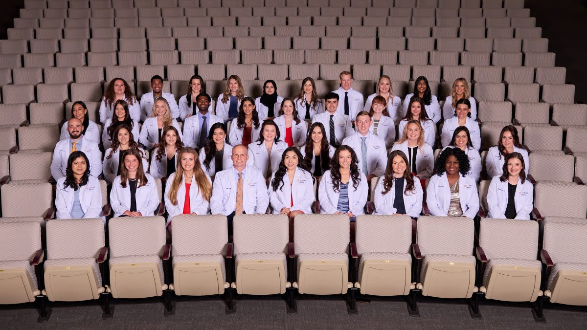 The University of Texas at Tyler Holds White Coat Ceremony for Second School of Medicine Class